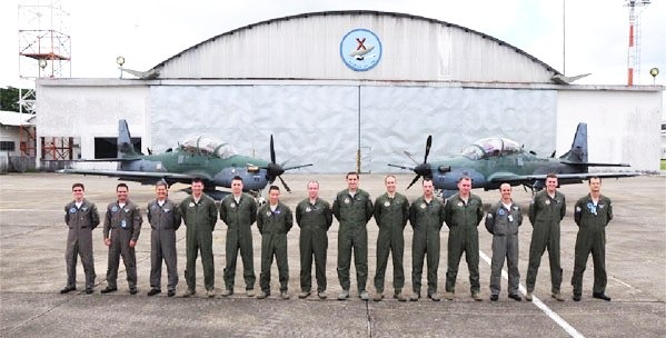 Alunos da Força Aérea Norte-Americana no IPEV