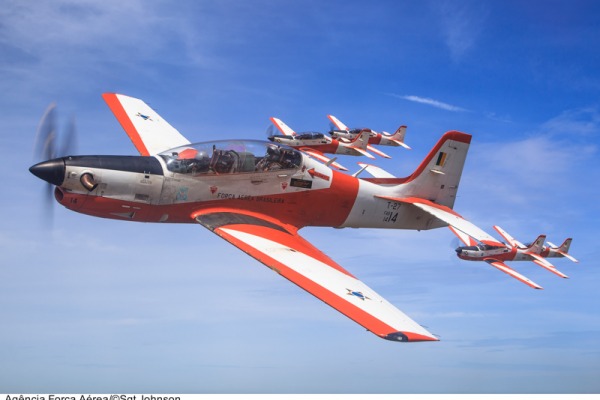 Treinadores T-27 Tucano, utilizados em 15 países  Sargento Johnson Barros / Agência Força Aérea