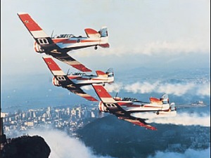 O lendário T-6