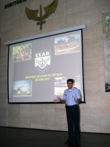 O Comandante da EEAR, Brigadeiro do Ar José Avelin