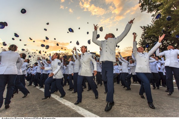 A solenidade de formatura contou com a presença do Comandante da Aeronáutica