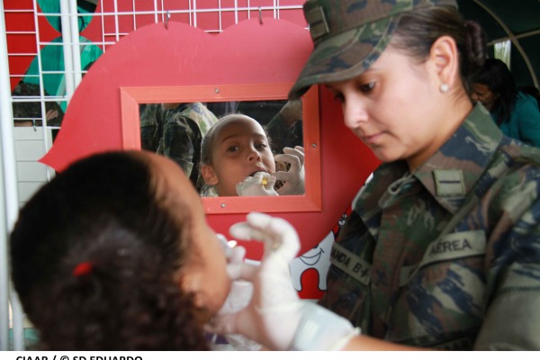 Ação ocorreu no município de Lagoa Santa e contou com médicos, dentistas e farmacêuticos  