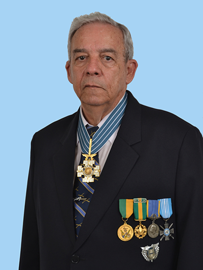 Coronel de Infantaria Veterano Celso Aparecido Mencucini Martins
