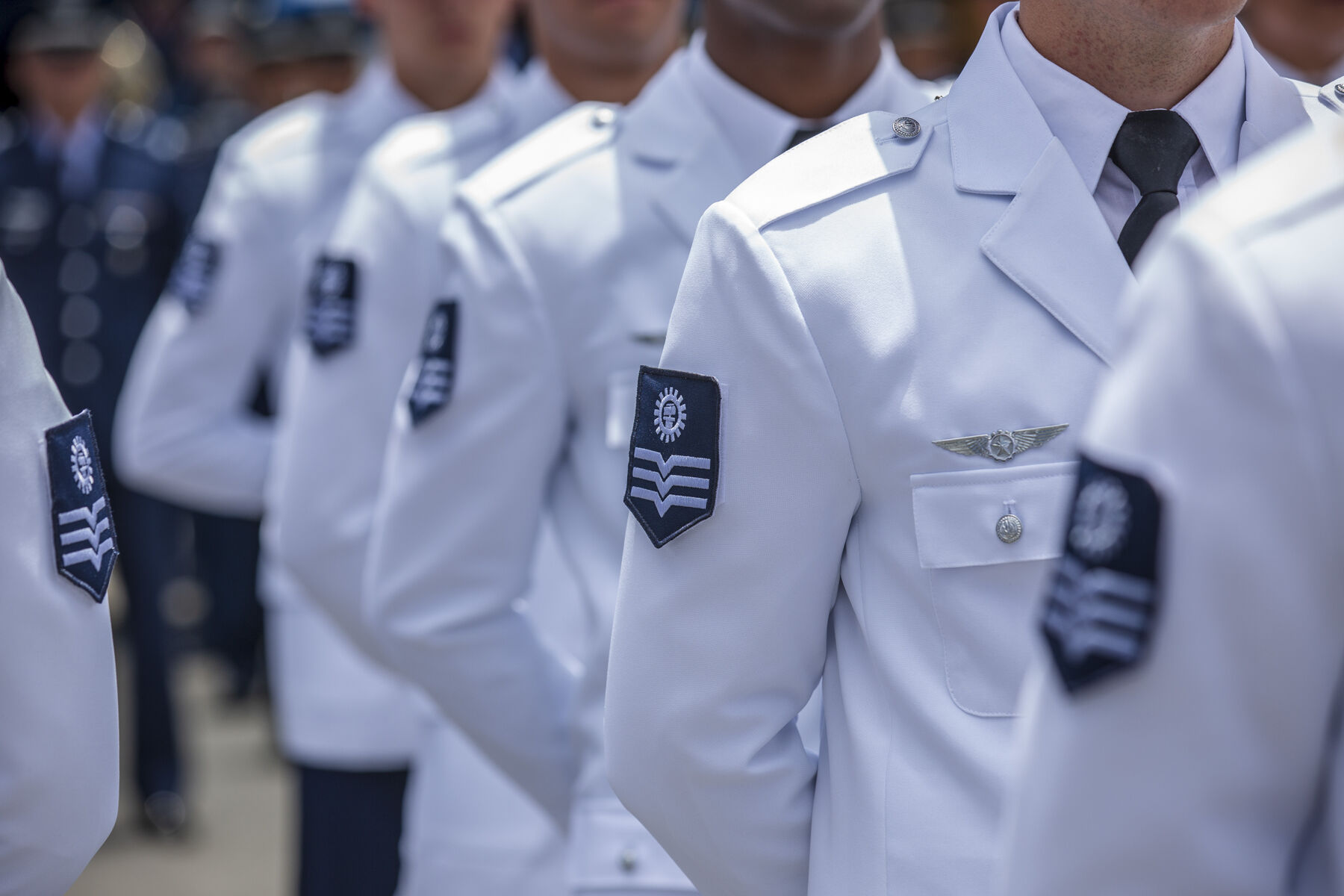 Exército Brasileiro - Estão abertas as inscrições para Oficiais e Sargentos  Técnicos Temporários e para Cabos Especialistas Temporários na 6ª Região  Militar (Bahia e Sergipe). Leia o Aviso de Seleção e inscreva-se