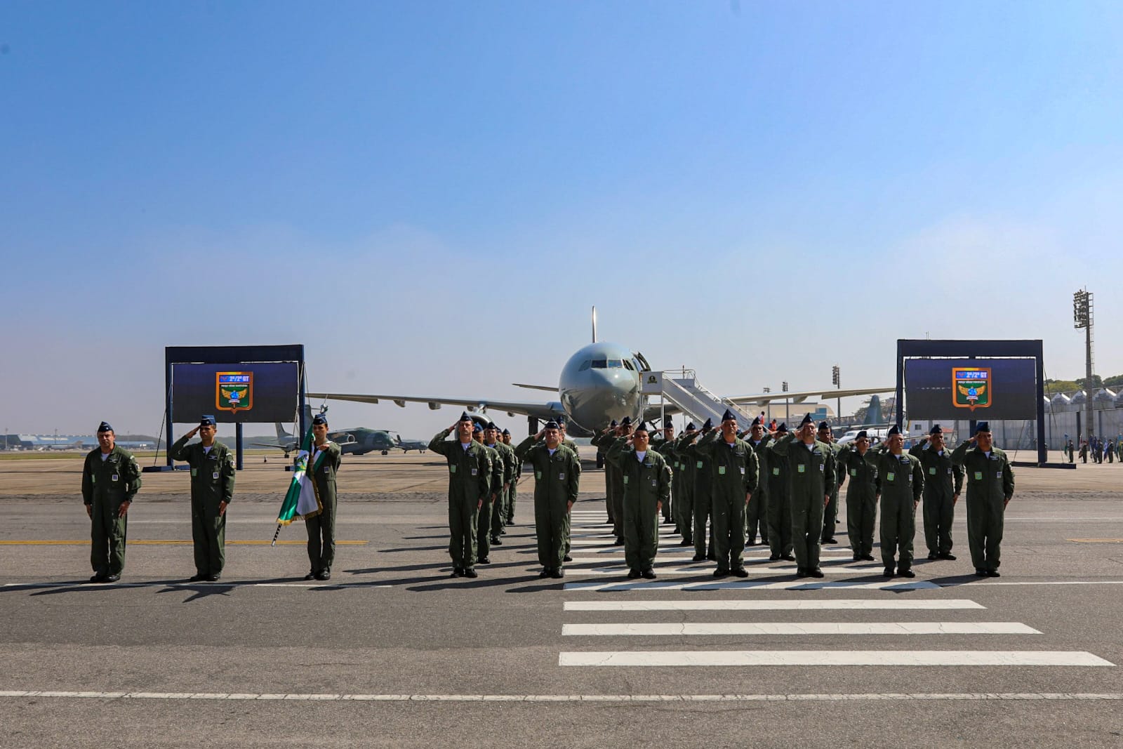 Nova aeronave KC-30 é incorporada à Força Aérea Brasileira (FAB