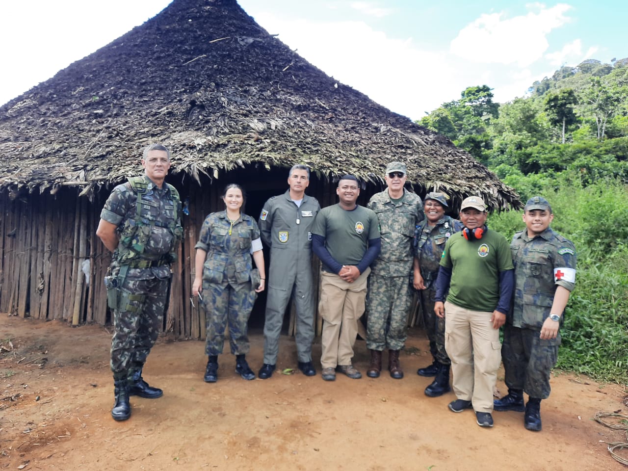 Aeronaves de carga e transporte da Força Aérea Brasileira estão atuando diariamente para atender às necessidades da comunidade indígena em Roraima