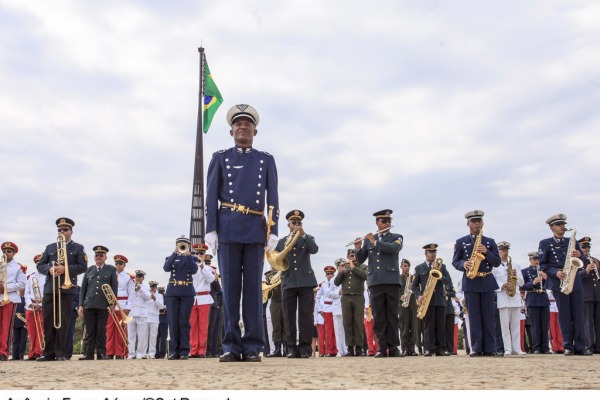 Dobrados, Marchas, Canções e Hinos Militares Brasileiros 