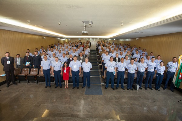 Foto oficial do evento  Sargento V. Santos/Agência Força Aérea