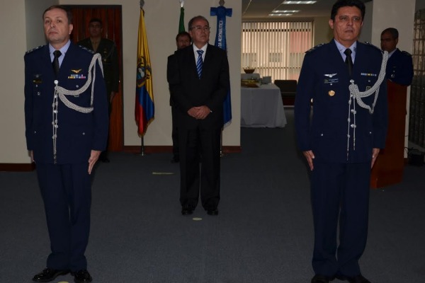 A Adidância Aeronáutica do Brasil no Equador realiza passagem de cargo  Adidância do Equador