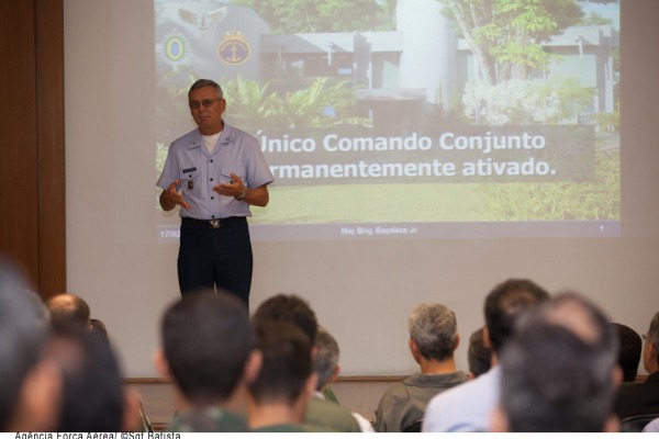 Comandante do COMGAR ressalta a importância do evento  Agência Força Aérea/Sgt Batista