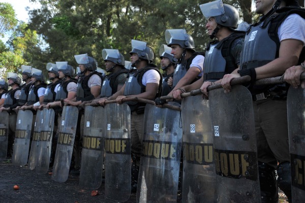 O curso habilita os participantes a compor a tropa de segurança na Copa  Ten Eduardo/EPCAR