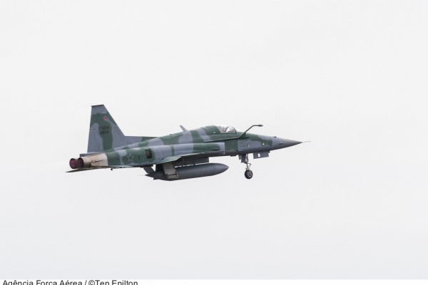 Avião de caça supersônico F-5M  Arquivo Agência Força Aérea/Ten. Enilton