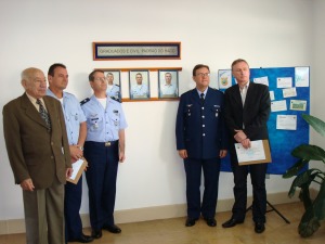 Graduados e civil Padrão