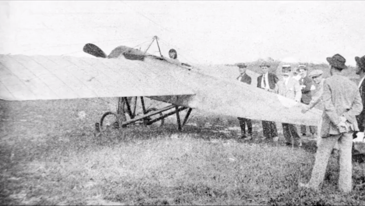 A nova série de programas do FAB na História apresenta as realizações do Campo dos Afonsos, local considerado berço da aviação nacional