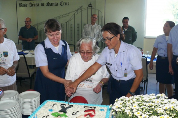 Comemorações do 12°aniversário do NUGG   2S Neubar