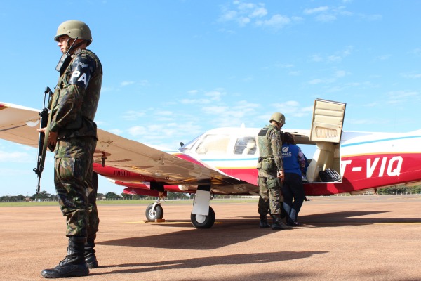 Agentes avaliam adequação das aeronaves civis à legislação, além da estrutura das instalações de atendimento aos passageiros