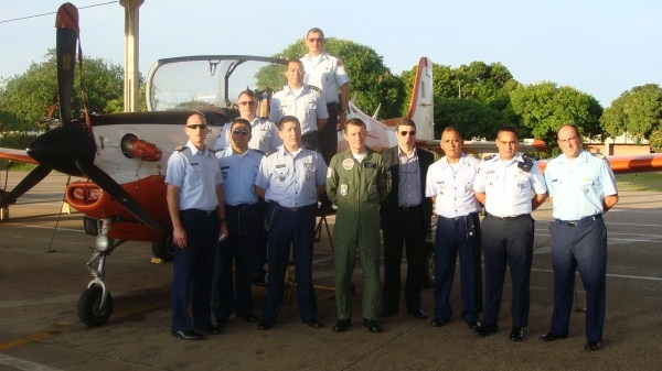 12. Visita ao 1º Esquadrão de Instrução Aérea (1º   Oficial-Aluno