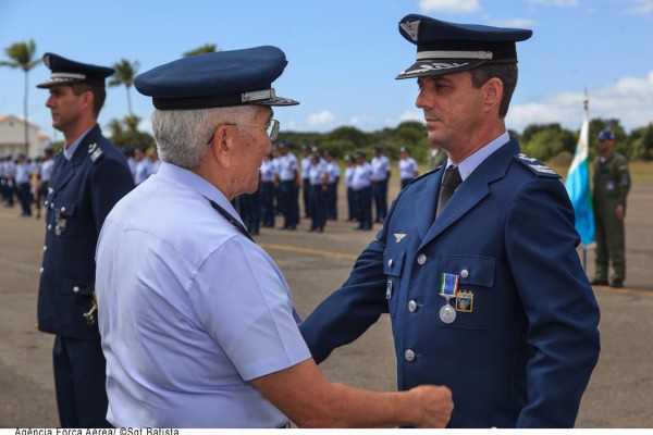 A cerimônia, organizada pela II FAE, contou com a presença dos Oficiais-Generais do Alto-Comando da Aeronáutica