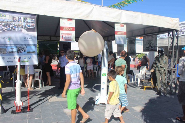 Em parceria com o Centro de Lançamento da Barreira do Inferno, a unidade realizou exposição em evento que reuniu mais de seis mil pessoas