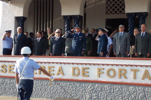 Apresentação da Tropa ao Maj Brig Ar Bastos  S2 Hélio Lins de Sousa Filho