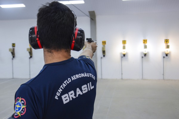 Equipe do Brasil é formada por militares da Força Aérea Brasileira  Cb Diego/AFA