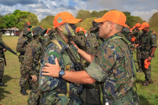 Militares passaram por três meses de treinamentos