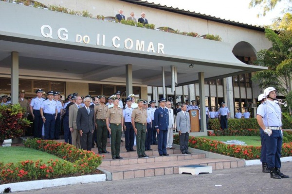 Comandante do II COMAR e General do Exercito  S2 Alves Silva