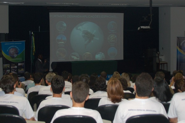 Realizado em Natal, o evento terá lançamento de foguete e palestra com o astronauta brasileiro Marcos Pontes