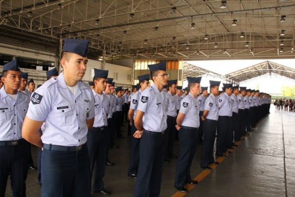 VII COMAR formou 200 cabos e soldados   Sgt Carleilson