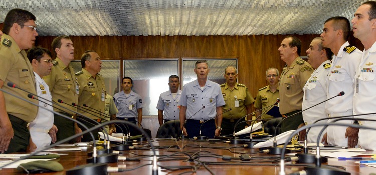 O objetivo é prover aos militares informações sobre o país caribenho, como logística e política externa