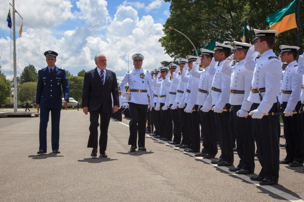 Ministro da Defesa, Jaques Wagner, presidiu a passagem de comando  Sargento Rezende/Agência Força Aérea