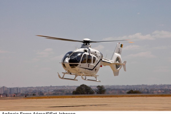 VH-35  Sgt Johnson / Agência Força Aérea