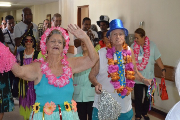 A festa contou com a participação da bateria da União da Ilha do Governador