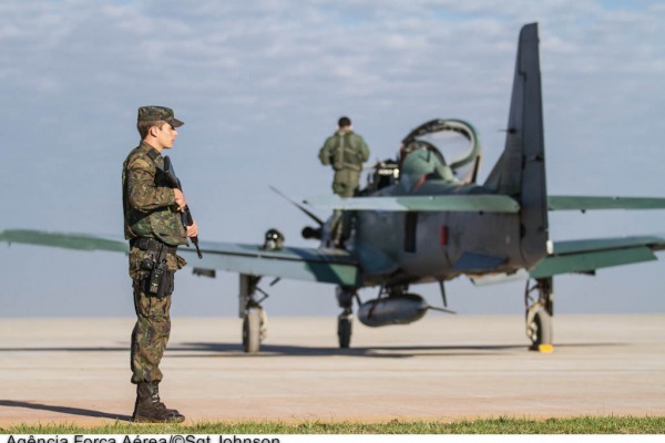 Foco é o desenvolvimento de doutrinas de proteção de Bases Aéreas