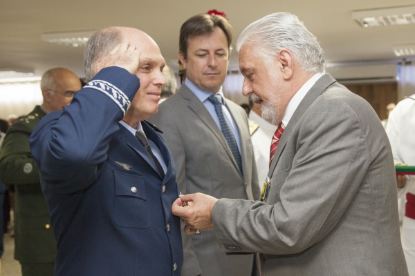 Atletas, ex-atletas e incentivadores do esporte foram homenageados durante cerimônia em Brasília