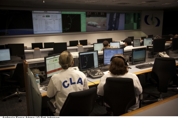 Sala de controle do CLA  Sgt Johnson Barros / Agência Força Aérea