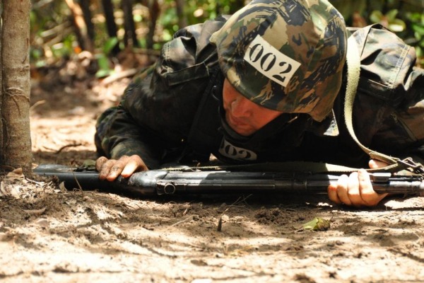 Atividades foram realizadas com rifle  3º Sgt Floriano/ CLA