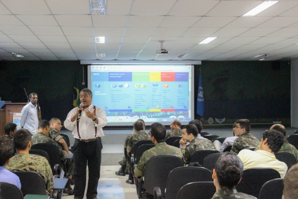 Aula no CCOPAB  Tenente Garbino / CCOPAB