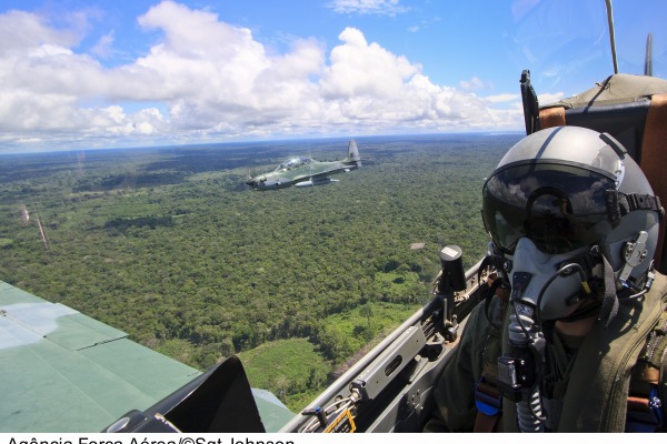 Os Aspirantes passam por um curso de nove meses na Base Aérea de Natal