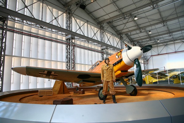 File:Brinquedo - Avião Força Aérea Brasileira, Acervo do Museu