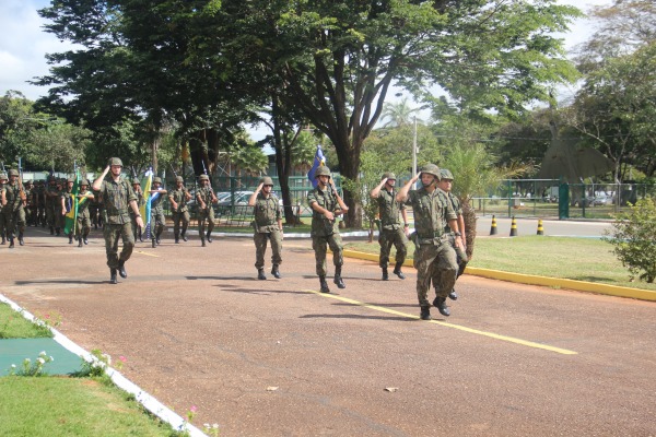 A solenidade foi realizada no pátio da Bandeira da unidade  Cabo Almir / COMGAR 