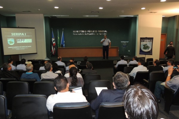 TCel Marcus Antonio durante palestra do SERIPA I   Sd Ramos/ CLA