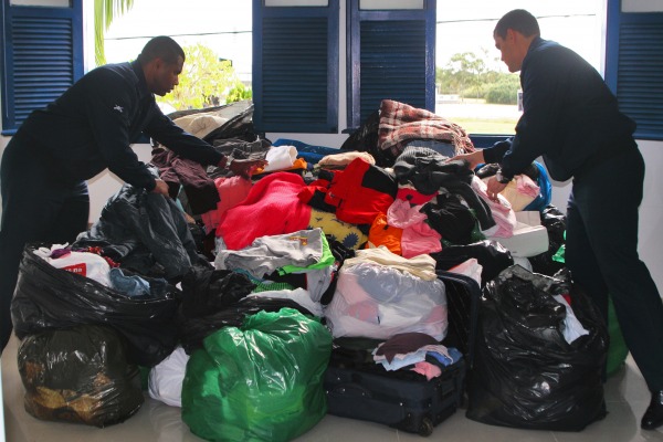 As roupas foram arrecadadas pela Base Aérea de Florianópolis