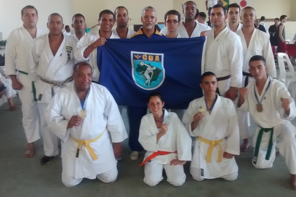 EQUIPE DE KARATE  ACERVO