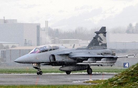  Em audiência no Senado Federal, Tenente-Brigadeiro do Ar Nivaldo Luiz Rossato expôs expectativas dos projetos Gripen NG, KC-390 e PESE