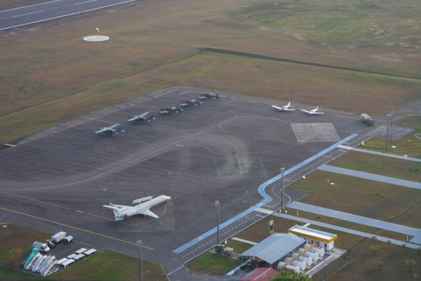 Aeroporto civil recebe aeronaves militares da Força Aérea Brasileira