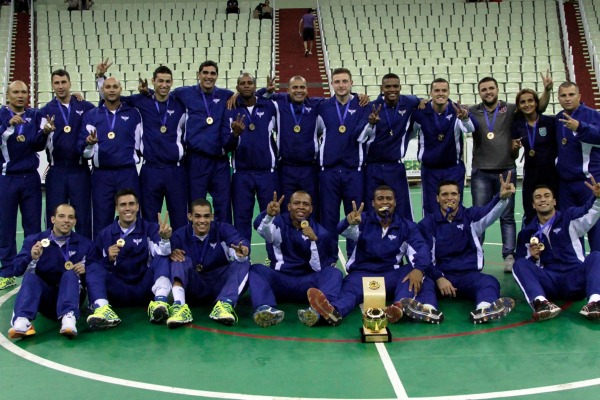 A equipe de Handebol venceu a competição de forma invicta  acervo