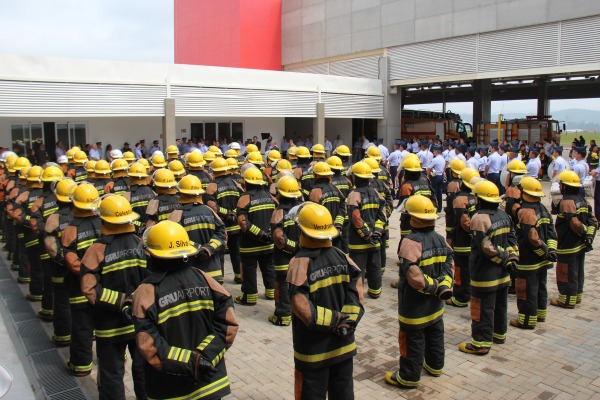 Militares da Aeronáutica da Seção Contra Incendio   Sold Queiroz/BASP