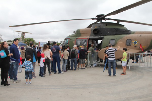 Entre as 23 aeronaves em exposição, público conheceu o caça F-5M, usado na defesa aérea do País