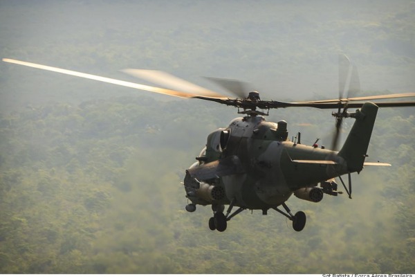 A manobra serviu para avaliação dos armamentos e adestramento das tripulações do AH-2 Sabre